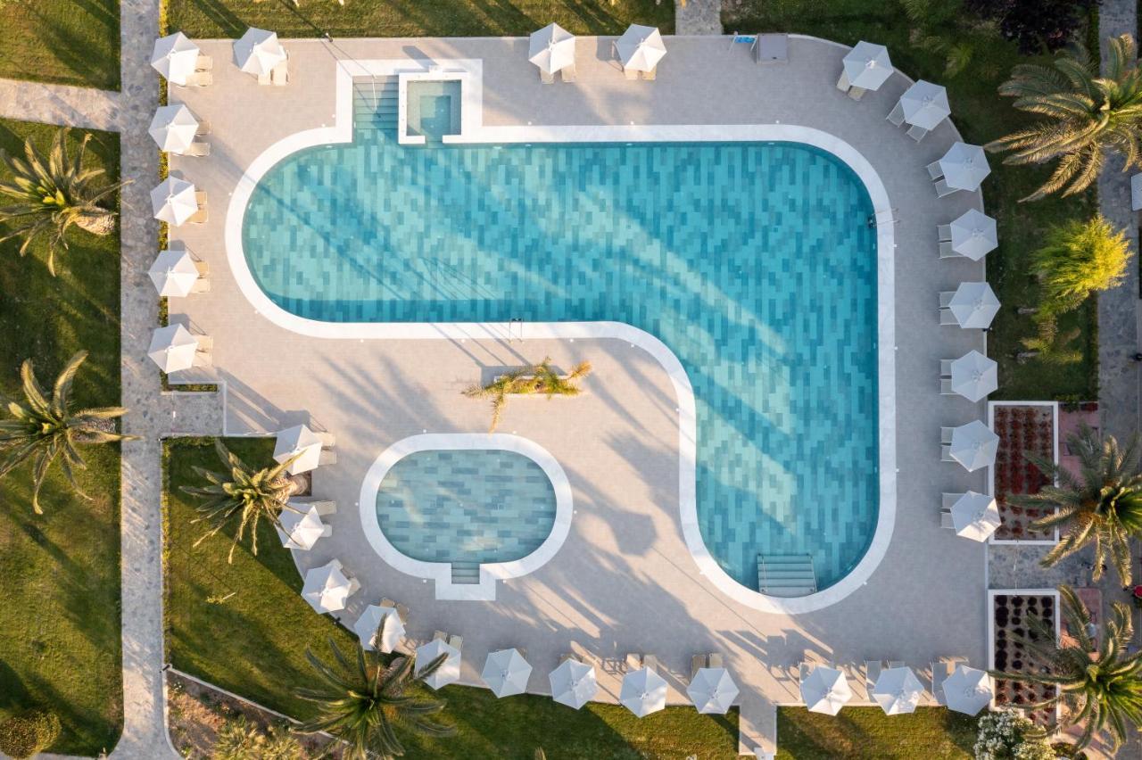 Hotel Esperia Marmari  Exteriör bild