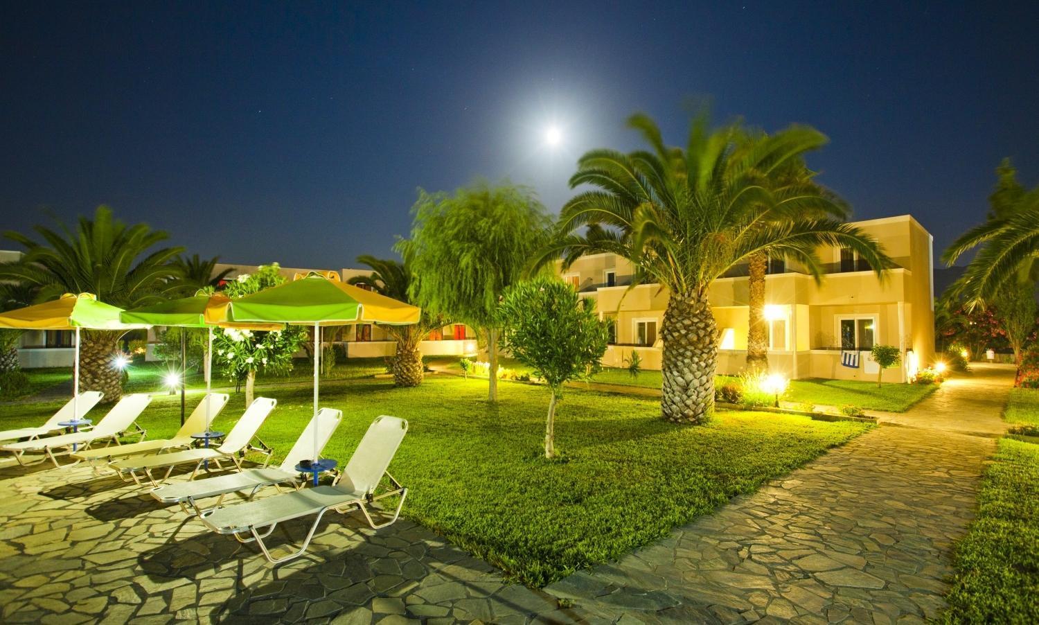 Hotel Esperia Marmari  Exteriör bild